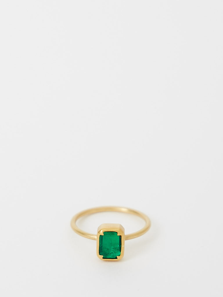 18k & Oval Cabochon Zambian Emerald Ring by Gabriella Kiss & 22k Melon Ring  by Prounis⁠ ⁠ #gabriellakiss #prounis #futureheirlooms #a... | Instagram